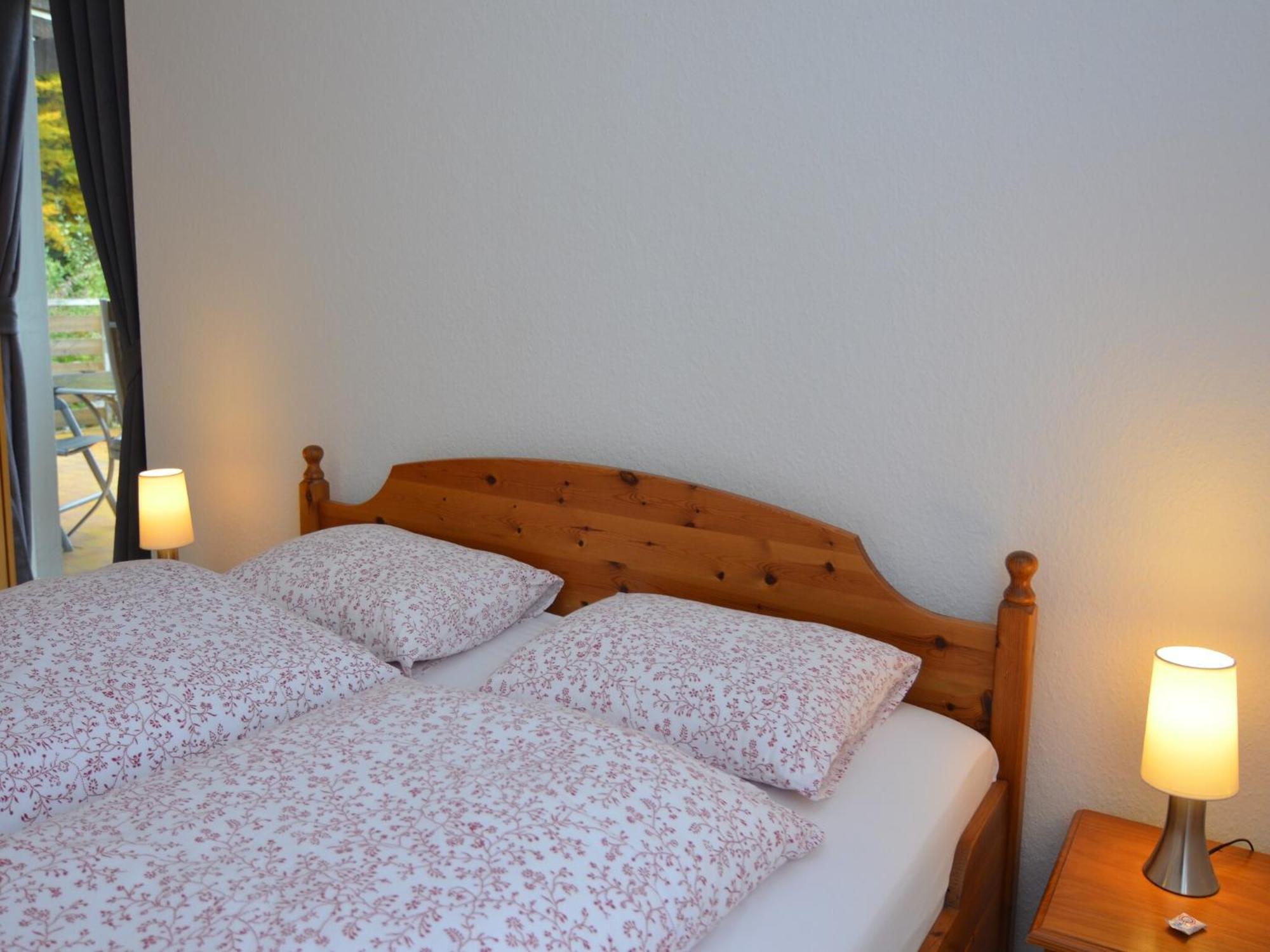 Spacious Apartment In Weser Uplands With Garden Bad Pyrmont Eksteriør billede