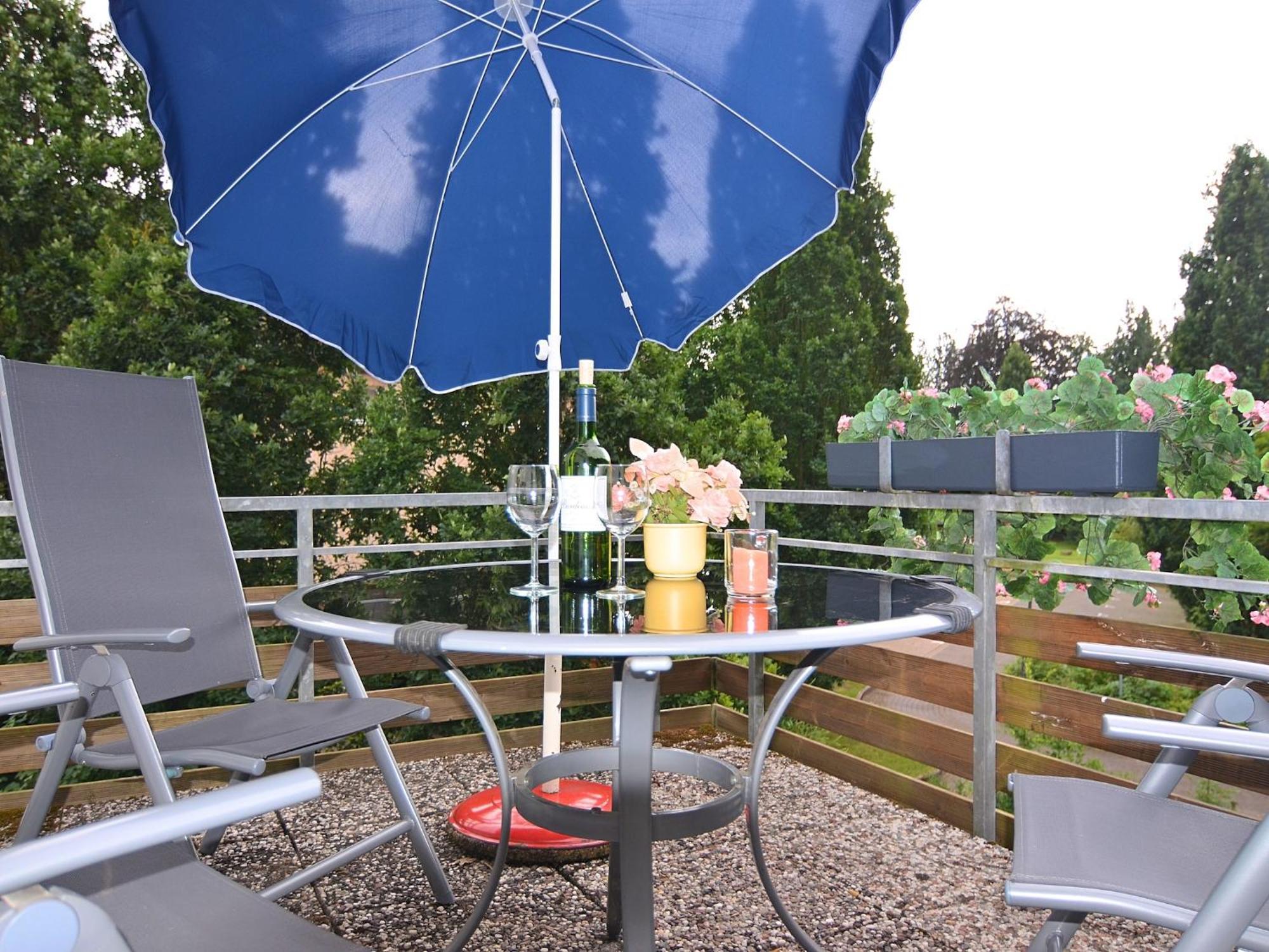 Spacious Apartment In Weser Uplands With Garden Bad Pyrmont Eksteriør billede
