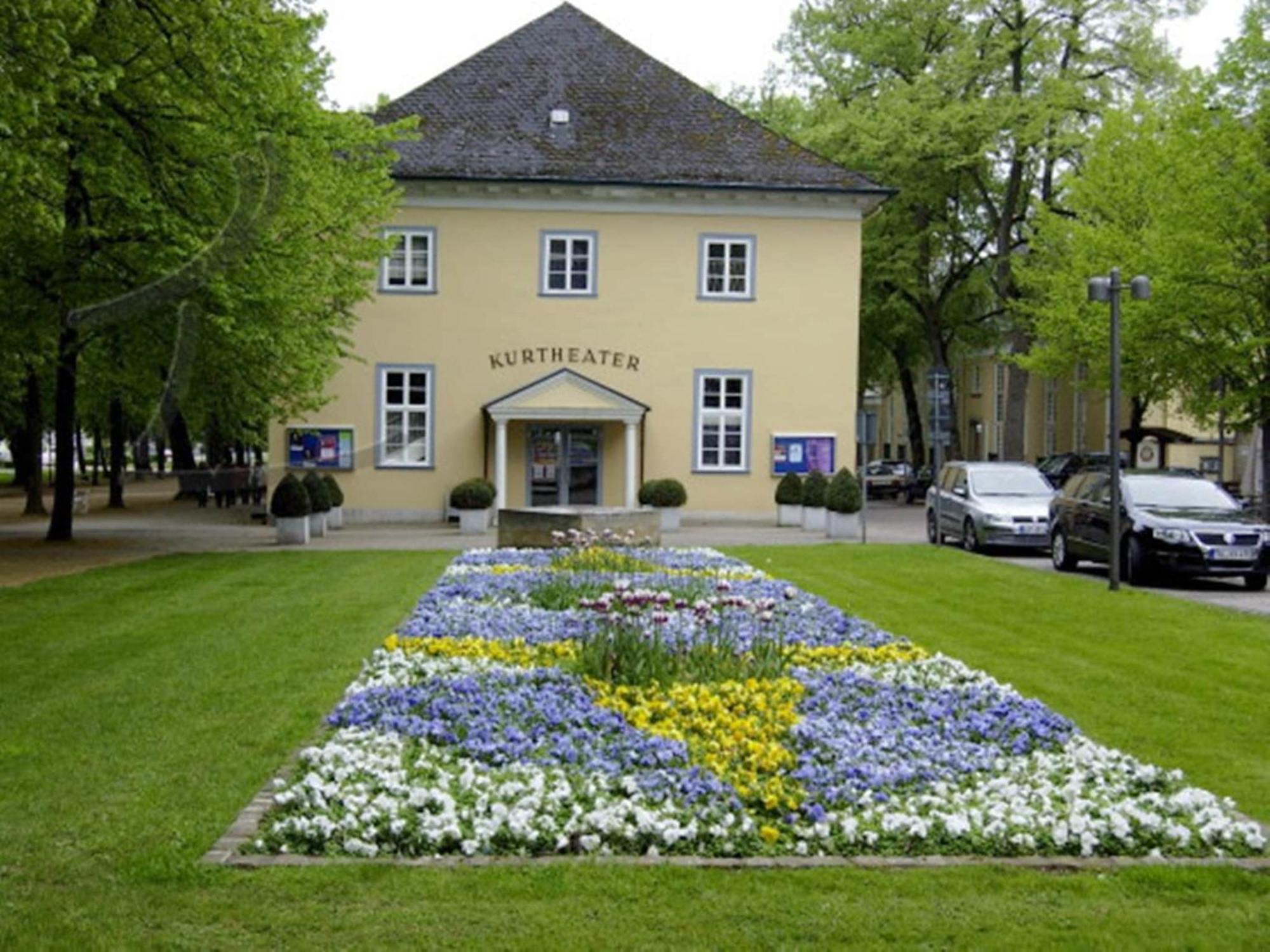 Spacious Apartment In Weser Uplands With Garden Bad Pyrmont Eksteriør billede