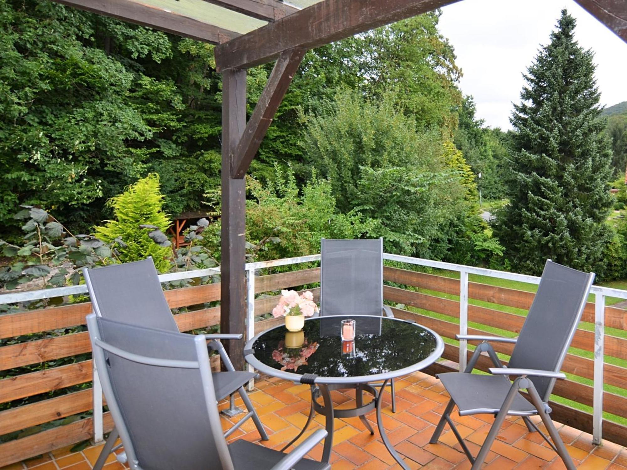 Spacious Apartment In Weser Uplands With Garden Bad Pyrmont Eksteriør billede